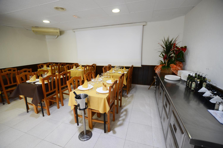 Food & Drinks 5, Hostal Los Manos, Girona