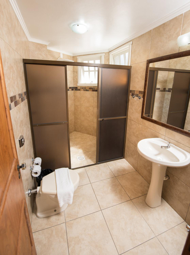 Bathroom 3, Hotel Mont Blanc, Bento Gonçalves