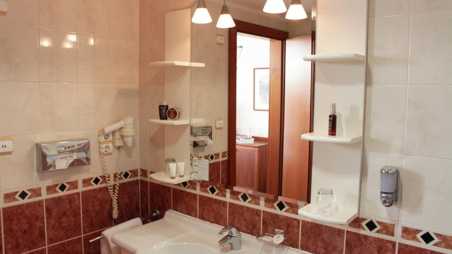 Bathroom 2, Rosengarten Hotel & Restaurant, Sopron-Fertőd