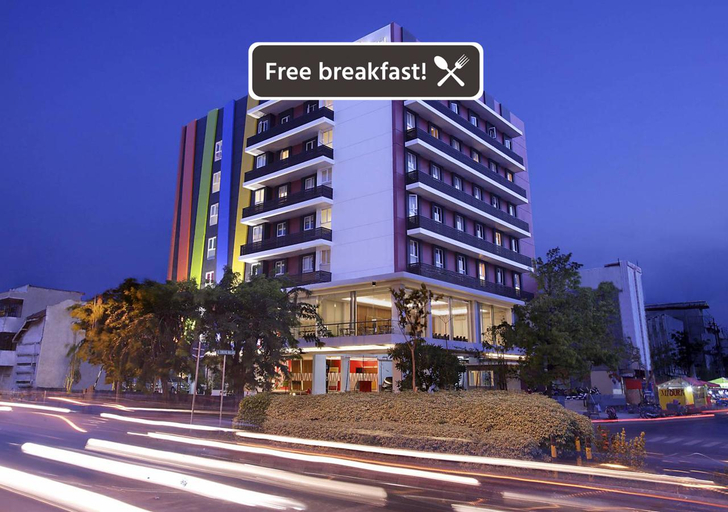 Exterior & Views 5, Amaris Hotel Embong Malang - Surabaya, Surabaya