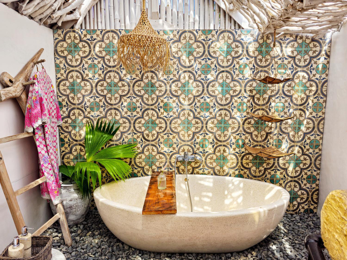 Bathroom 5, Janur Bungalow, Magelang