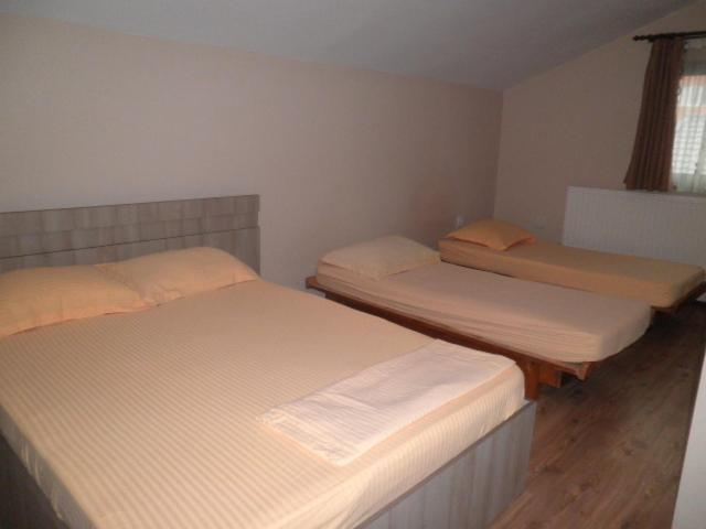 Bedroom 2, Casa Didina, Navodari