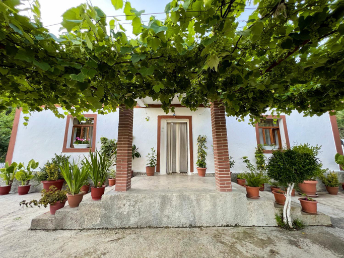 Exterior & Views, Guest House Bashaj Village, Vlorës