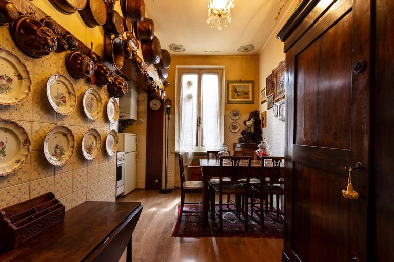 Others 4, Suite Mazzini 23, Mantua