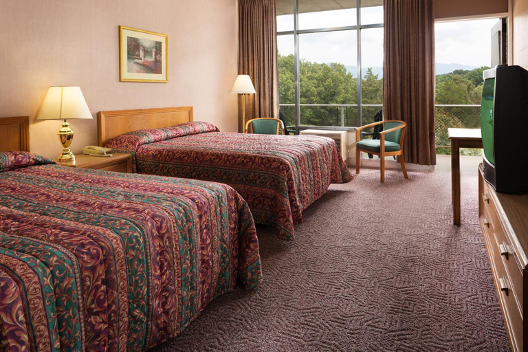 Others 4, Luray Caverns Motels, Page