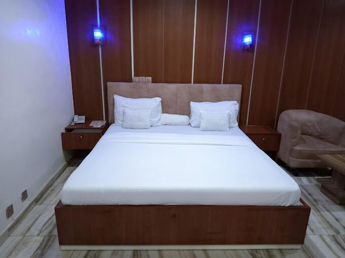 Bedroom 3, City Center Hotels, Fagge