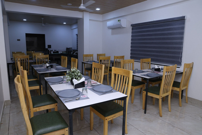 Food & Drinks 5, Hotel Lotus, Botad