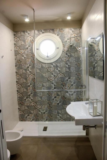 Bathroom 3, AlMar Apartments by Alma di Alghero, Sassari