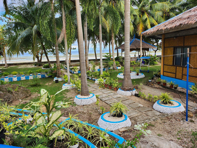 Others 4, Islanders Paradise Beach, Enrique Villanueva