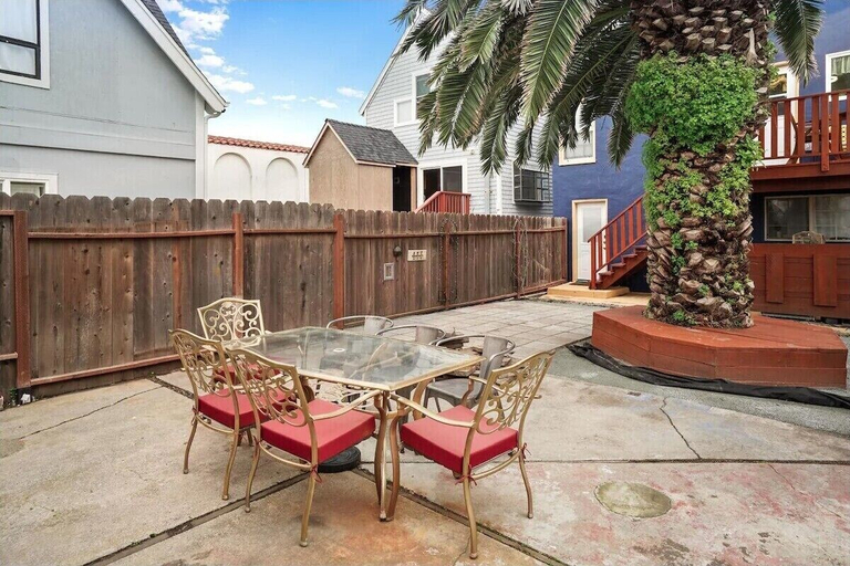 Others 5, Coast PalmTree Yard 2BR Block from Beach, San Mateo
