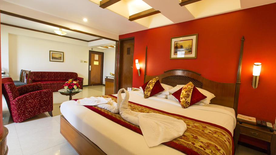 Bedroom 3, Ramee Guesline Hotel, Dadar, Mumbai City
