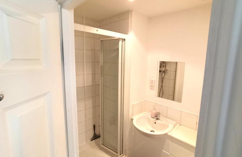 Bathroom 3, Bright, chilled ensuite DB room in a shared flat!, London