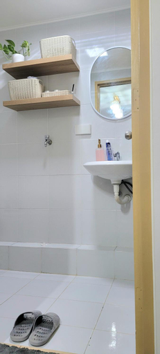 Bedroom 4, Two- Bedroom New Condo, Free Hi-Speed Wifi, , Iloilo City
