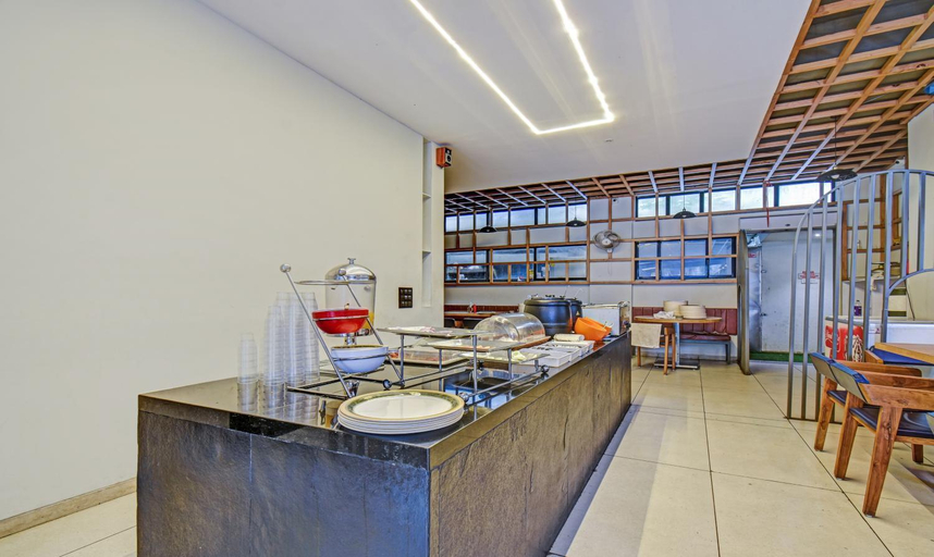 Food & Drinks 5, Treebo Aroma Executive, Aurangabad