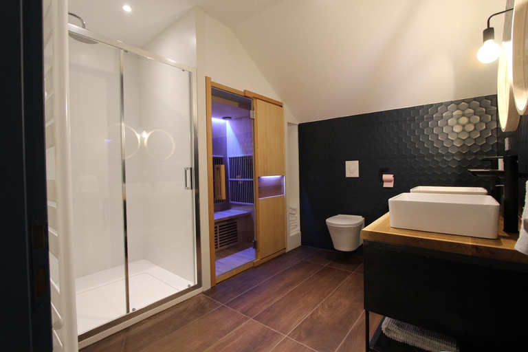 Bedroom 3, La chouette d'or, Côte-d'Or
