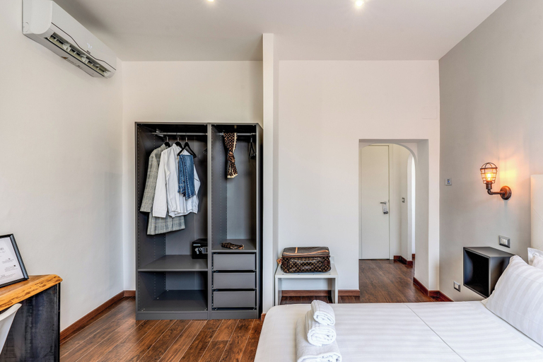 Bedroom 4, EFFE LUXURY PALACE, Rome
