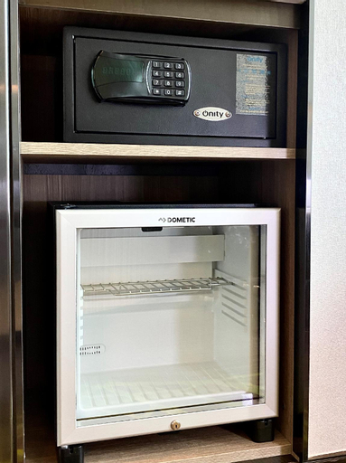 Amenities 8