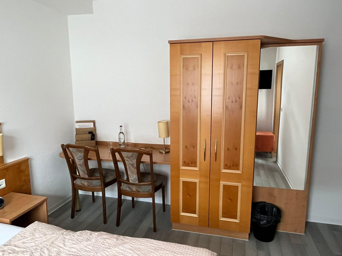 Bedroom 1, Brauhaus Hotel Ruetershoff, Recklinghausen
