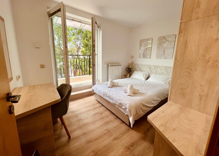 Others 3, Apart-Hotels-Sofia, AHS, Stolichna