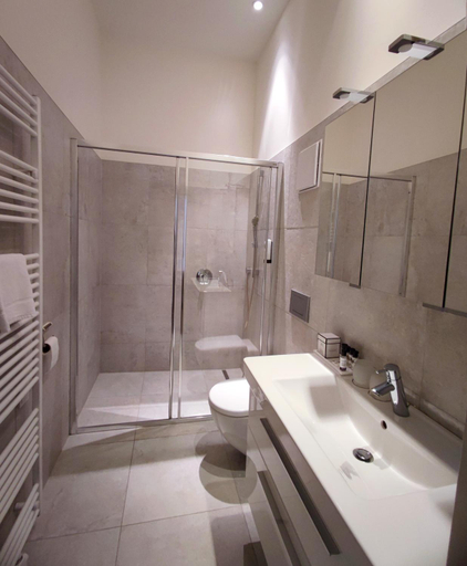 Bathroom 4, Hotel Am Domplatz - Adult Only, Linz