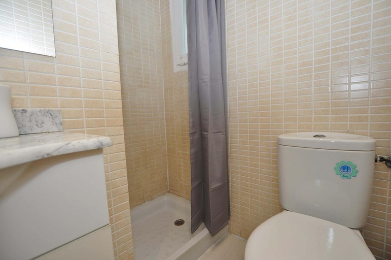 Others 4, 1174 Lutgardo Lopez Roses - Apivend Immo, Girona