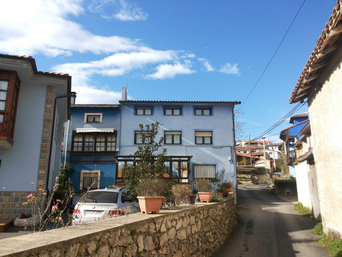 Others 5, Casa Marivi, Asturias