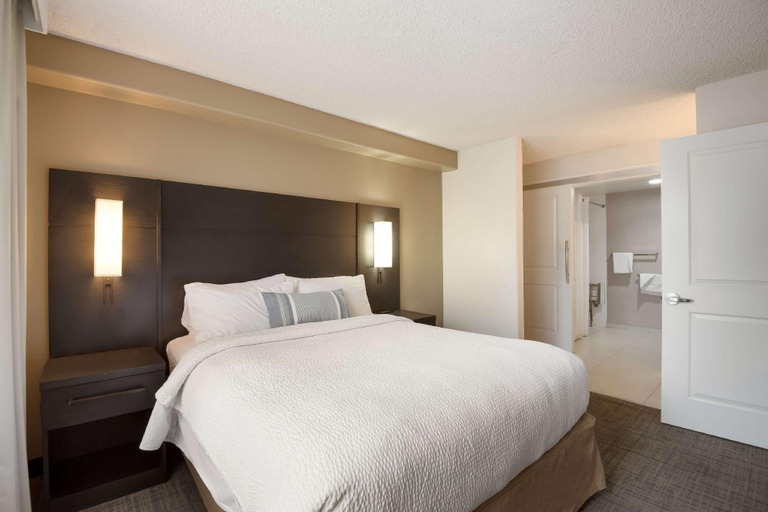 Bedroom 17