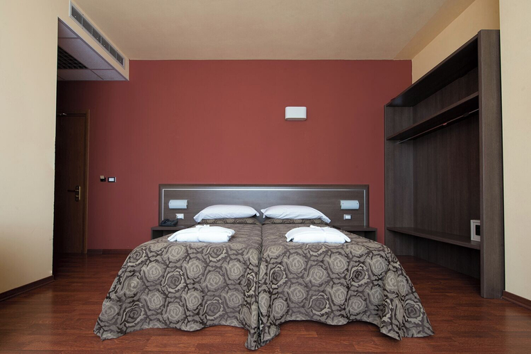 Bedroom 4, Hotel Formula Int & Puravita SPA, Rovigo