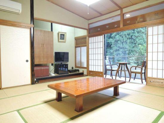 Others 4, Takekurabe, Sakai City