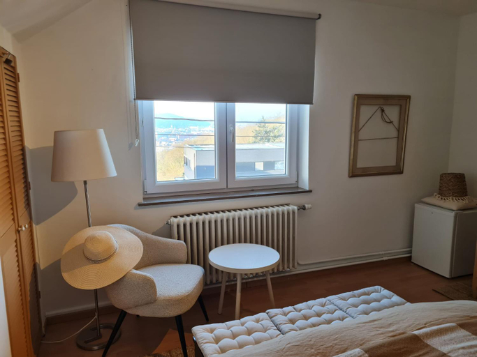 Bedroom 2, Bed vue sur vallee de la Meuse Namur, Namur