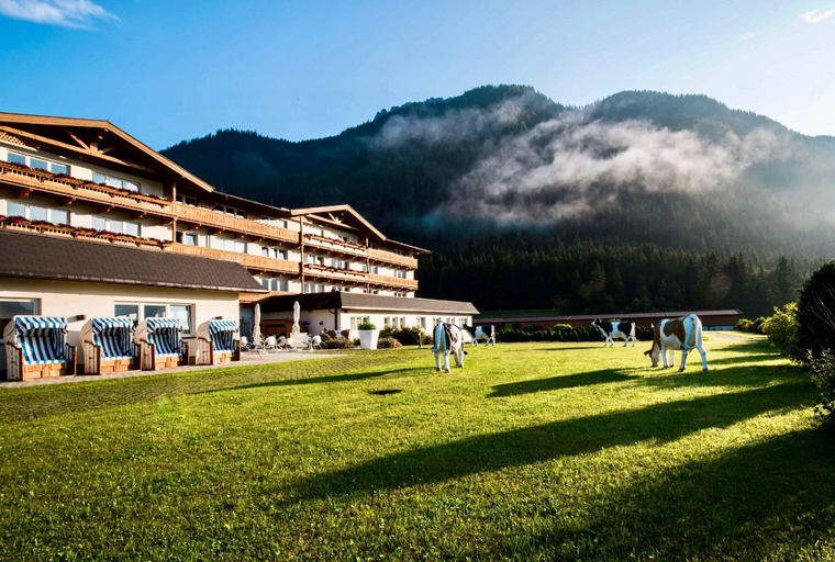 Exterior & Views 1, KUHOTEL Steinplatte, Trademark Collection by Wyndham, Kitzbühel