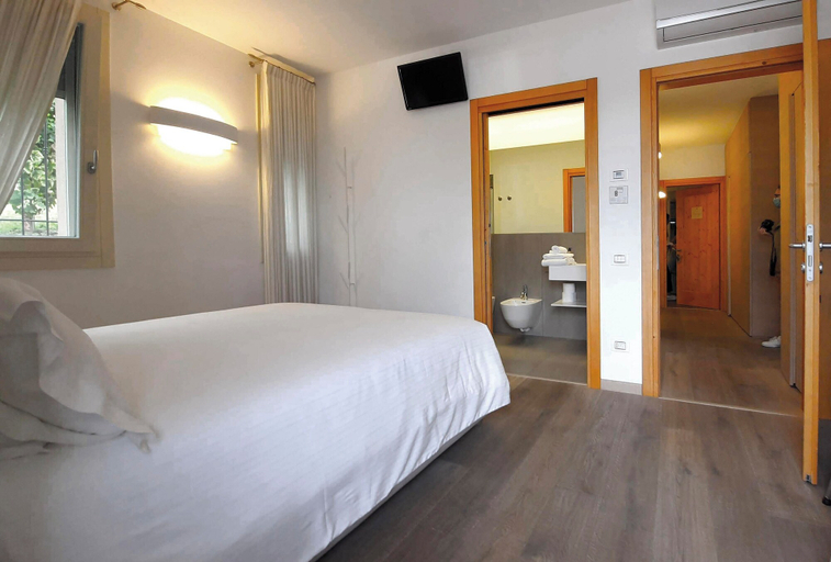 Bedroom 3, AGRITURISMO B&B CASA BORTOLIN, Treviso