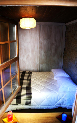 Others 4, Cantinho Santiago, Belmonte
