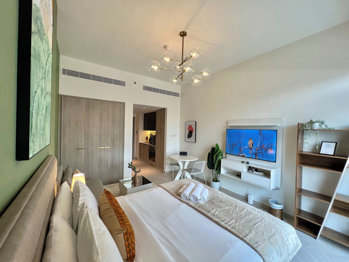 Bedroom 3, Waves - Ideal Dubai Retreat Elegant St, Dubai