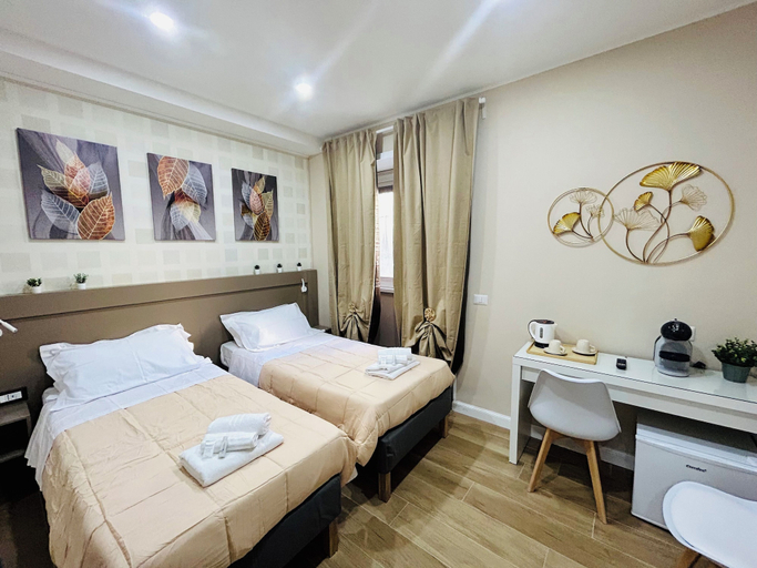 Bedroom 3, Segesta Rooms, Rome