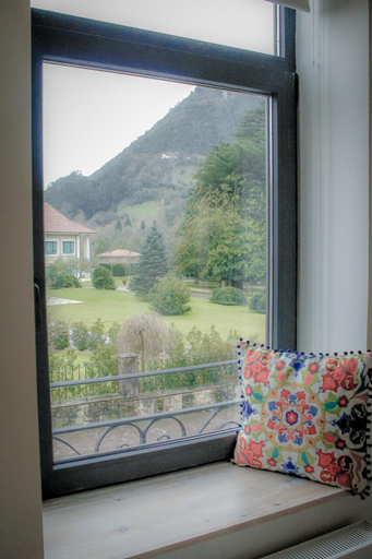 Others 5, Apartamentos la Bicicleta, Cantabria