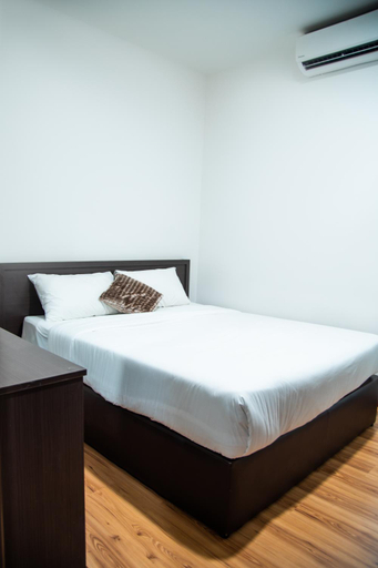 Bedroom 2, Shuang Ling Bird Nest, Miri
