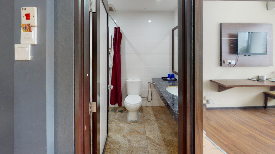 Bathroom 6