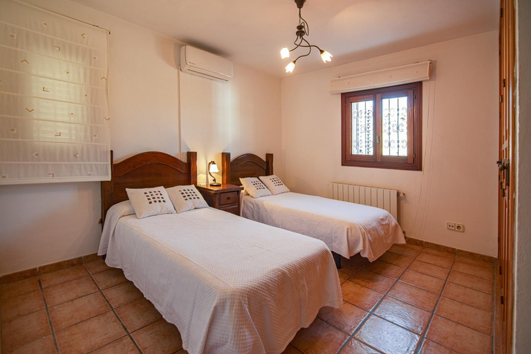Others 4, Villa Es Socorrat, Baleares