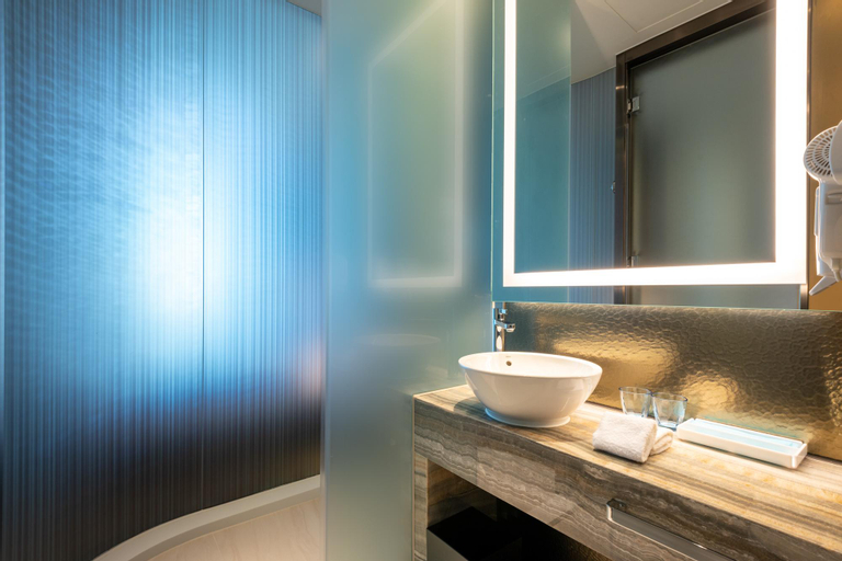 Bathroom 5