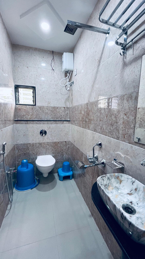 Bathroom 3, Hotel Kailas Lodging, Aurangabad