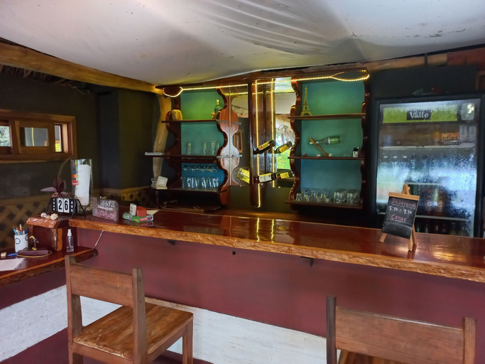 Food & Drinks 5, Hotel Kambutaleko, Tonosí