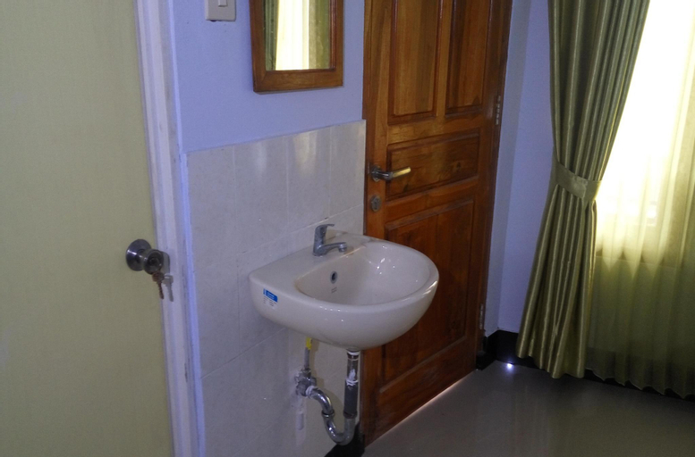 Bathroom 5