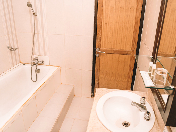 Bathroom 5