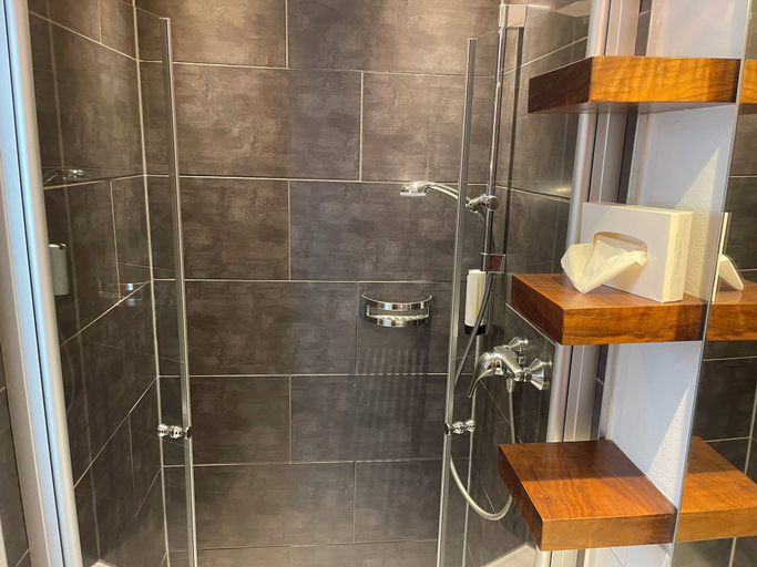 Bathroom, WHLIVING - Apartments & Studios, Konstanz