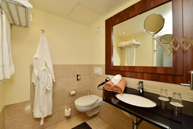 Bathroom 5, Autenrieder Brauereigasthof, Günzburg