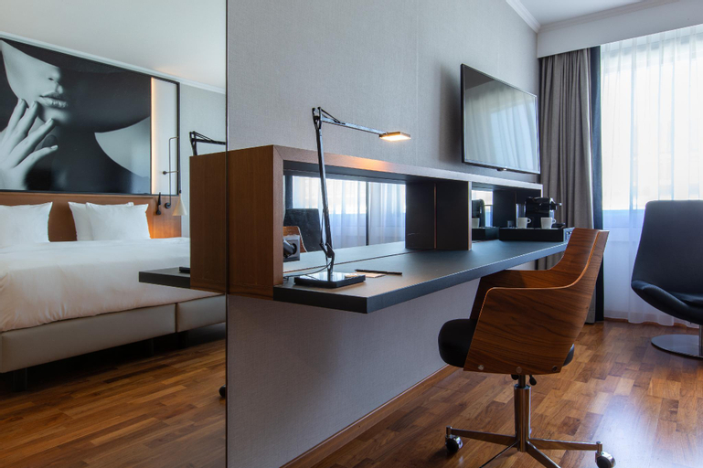 Bedroom 25