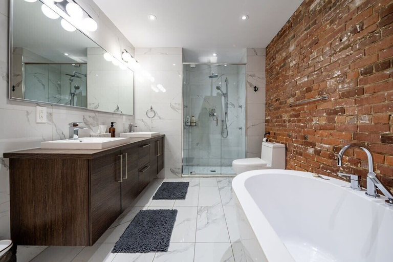 Bathroom 2, Stunning Old Montreal Penthouse, Montréal