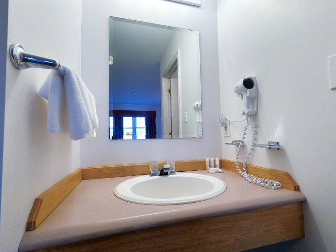 Bathroom 3, Sherwood Inn and Motel Charlottetown, Queens