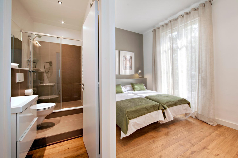 Bedroom 2, Habitat Apartments Rambla Deluxe, Barcelona